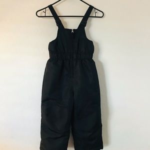 Boys size 3T black snow pants